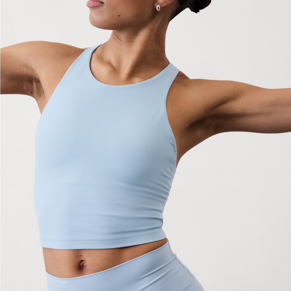 Athleta PURPOSE CROP BRA A-C
Buttery-soft compression for low-impact support.
